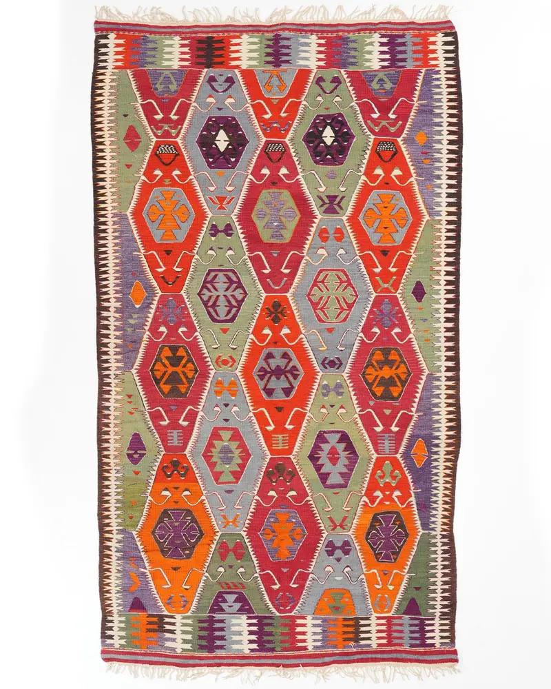 Red Rug, 4,8x9,1 ft - Elegant & Durable - 1